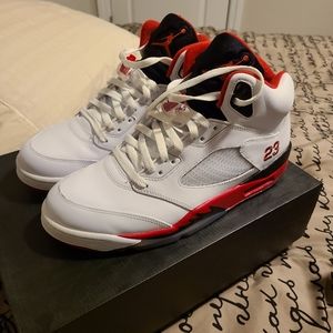 Air Jordan 5 Fire Red Size 11